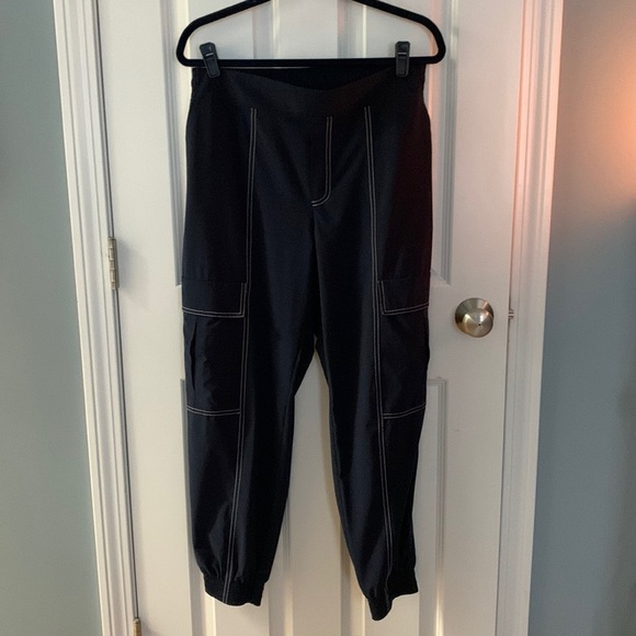 Athleta‎ Chelsea Utility Jogger - Picture 1 of 3